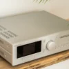Block CVR-200 AV 7.1 récepteur Internet Blu-ray avec une puissance musicale de 7 x 100 watts, couleur argent diamant