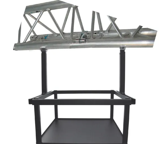 Cage de fixation PeTa pour grands videoprojecteurs, 40-70cm, avec Half Coupler, Argent